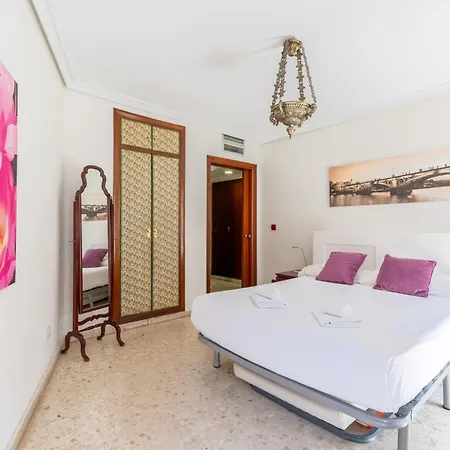 Holi-Rent Pajaritos Appartement Sevilla Buitenkant foto