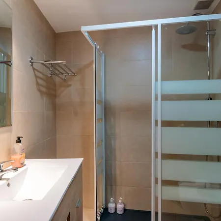 Holi-Rent Pajaritos Appartement Sevilla Buitenkant foto