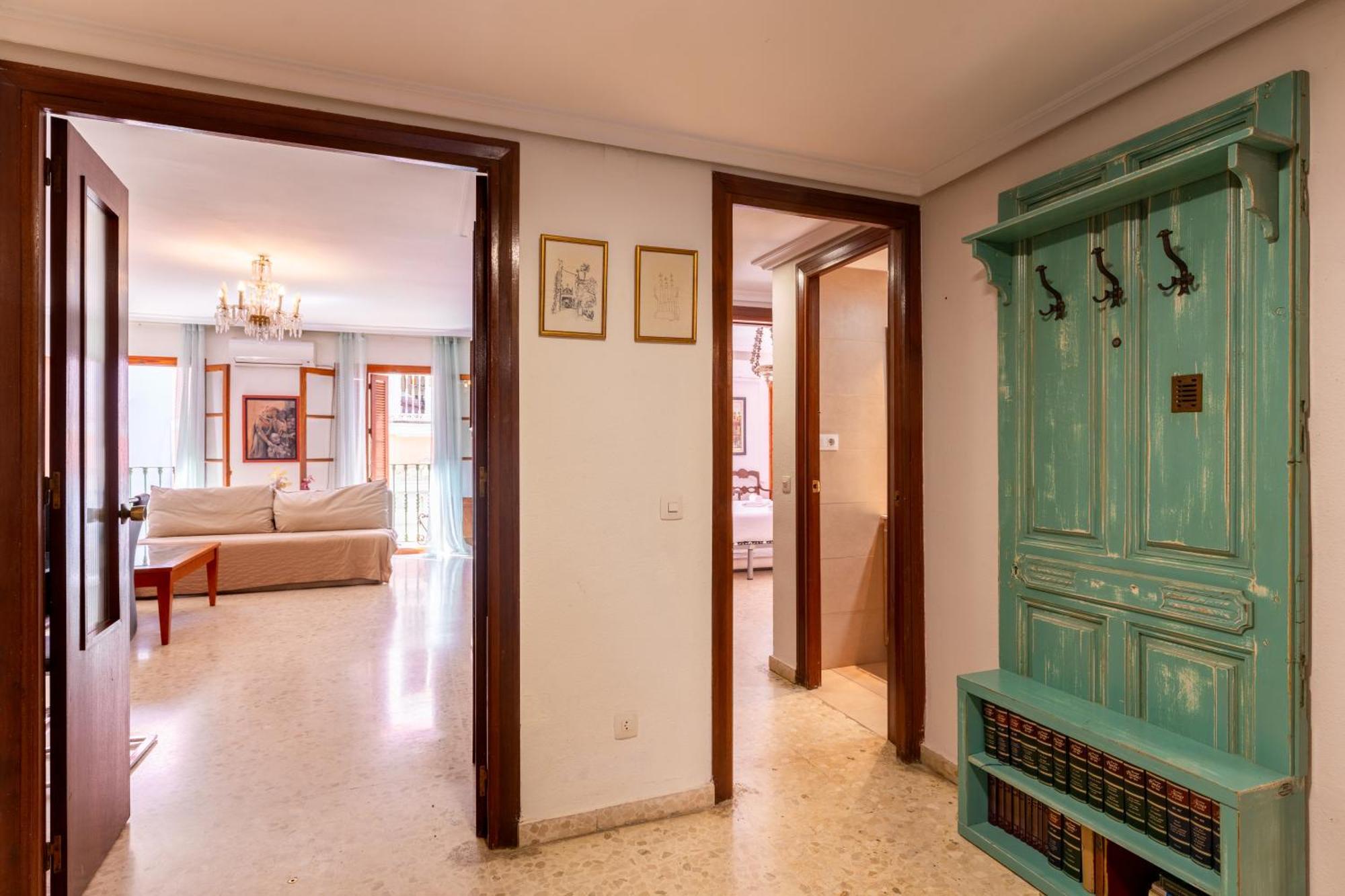 Holi-rent Pajaritos * Seville